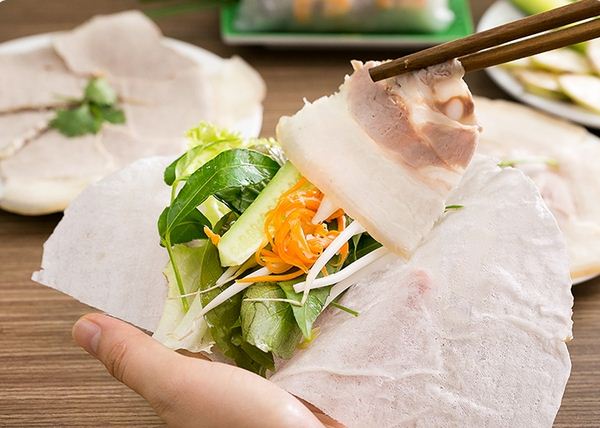 Banh-Trang-Cuon-Thit-Heo-rice-paper-rolls-pork-in-Danang